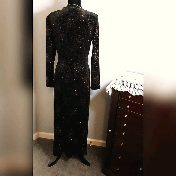 GORGEOUS Evening Dress, Blk Velvet w/Bling, sz 10 - Picture 6 of 7